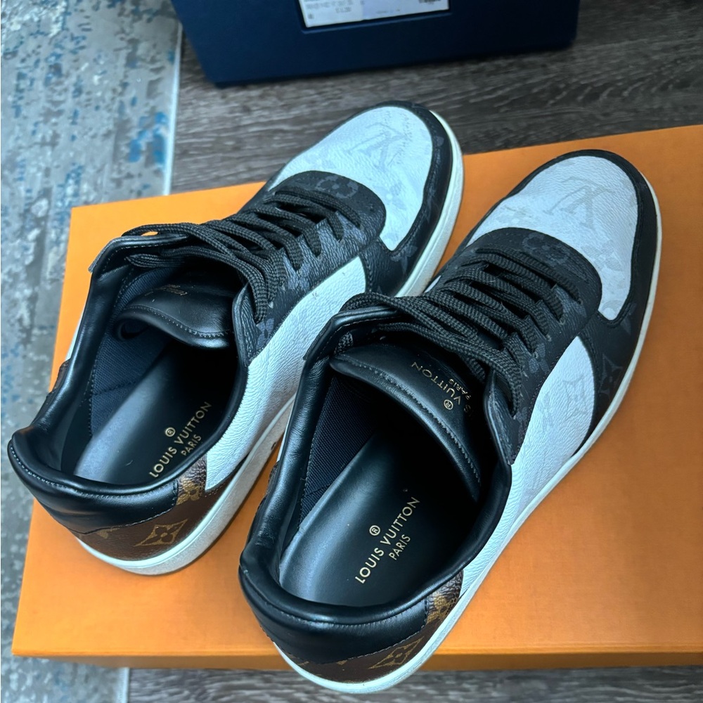 Louis Vuitton Rivoli sneakers